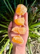 Calcite orange - pierre brute