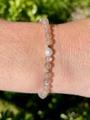 Bracelet "Éclat nacré" - Perle d'eau douce, Nacre et Pierre de lune adulaire