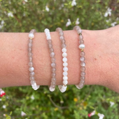 Bracelet "Éclat nacré" - Perle d'eau douce, Nacre et Pierre de lune adulaire