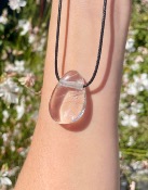 Pendentif "Galet" Cristal de roche (pierre percée)