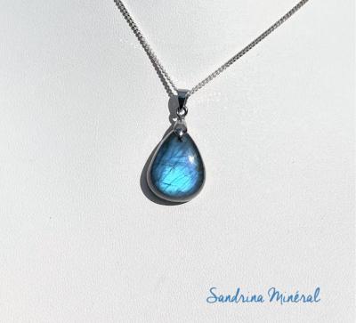 Pendentif "Grand bleu" Labradorite bleue 